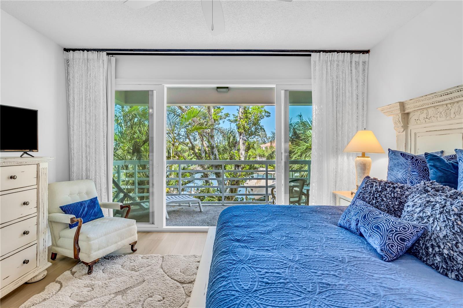 615 DREAM ISLAND PL #201, LONGBOAT KEY, FL — photo 20