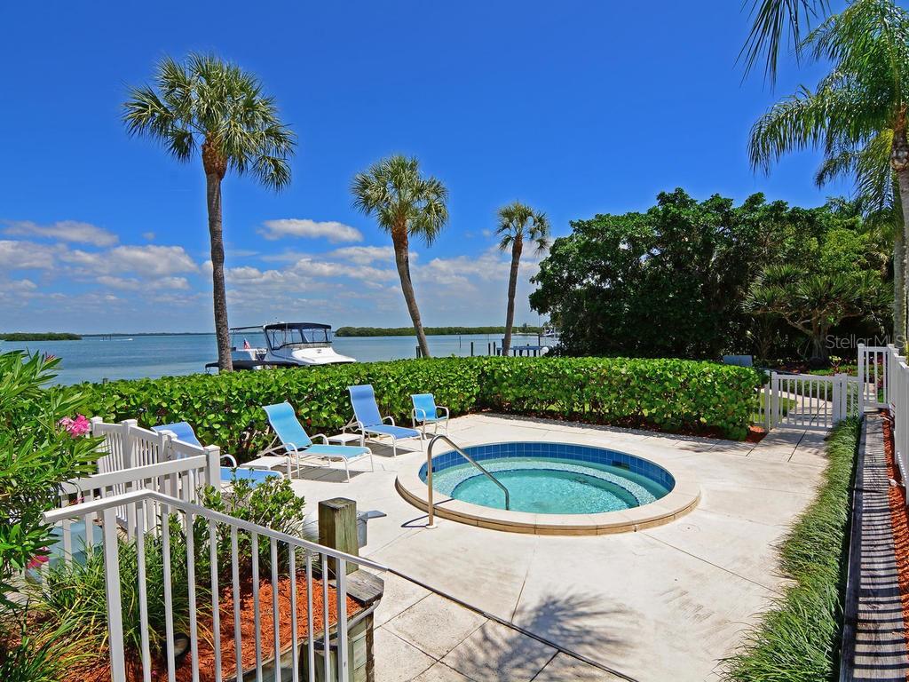 615 DREAM ISLAND PL #201, LONGBOAT KEY, FL — photo 35