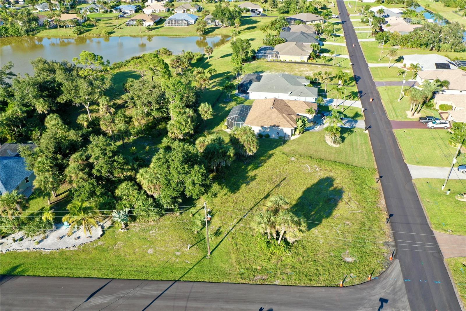 2 SPORTSMAN WAY, ROTONDA WEST, FL — photo 12