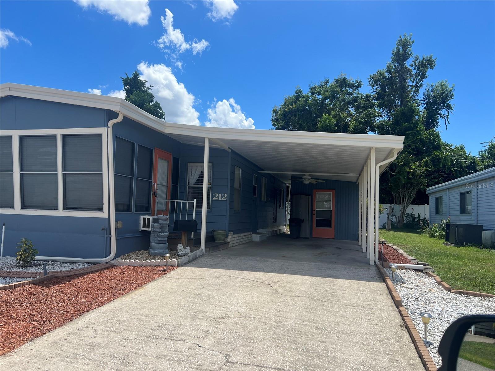 212 PARADISE S, LEESBURG, FL — photo 4