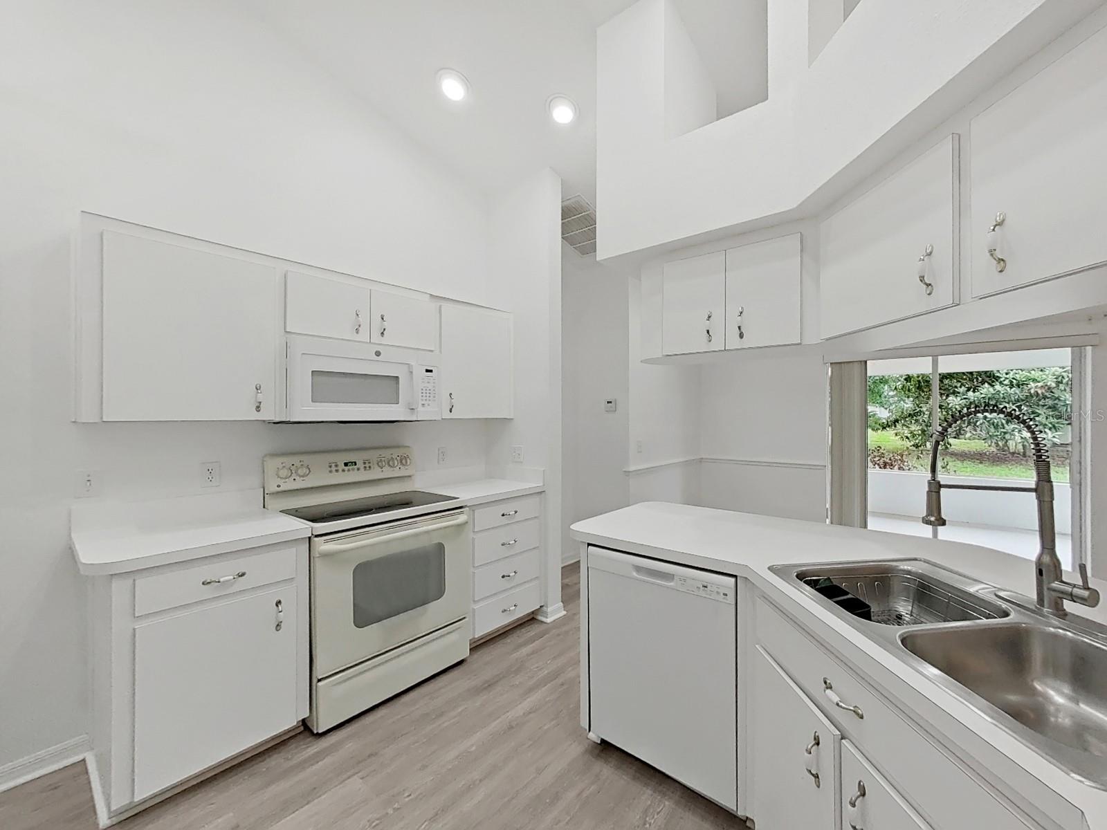 2130 SAXON LN, LAKELAND, FL — photo 24