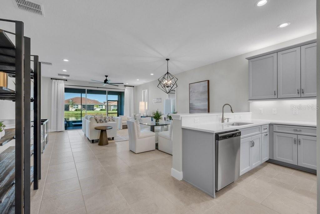 4922 SIENNA ISLES AVE, WIMAUMA, FL — photo 19