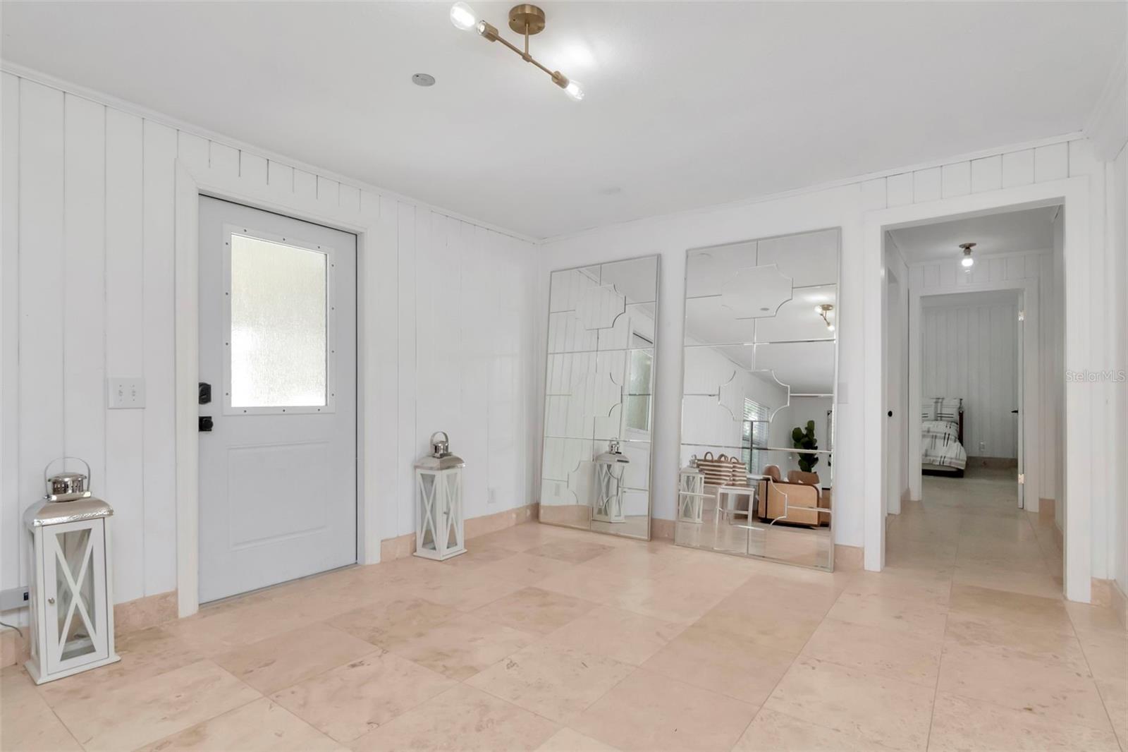 19207 CROOKED LN, LUTZ, FL — photo 9