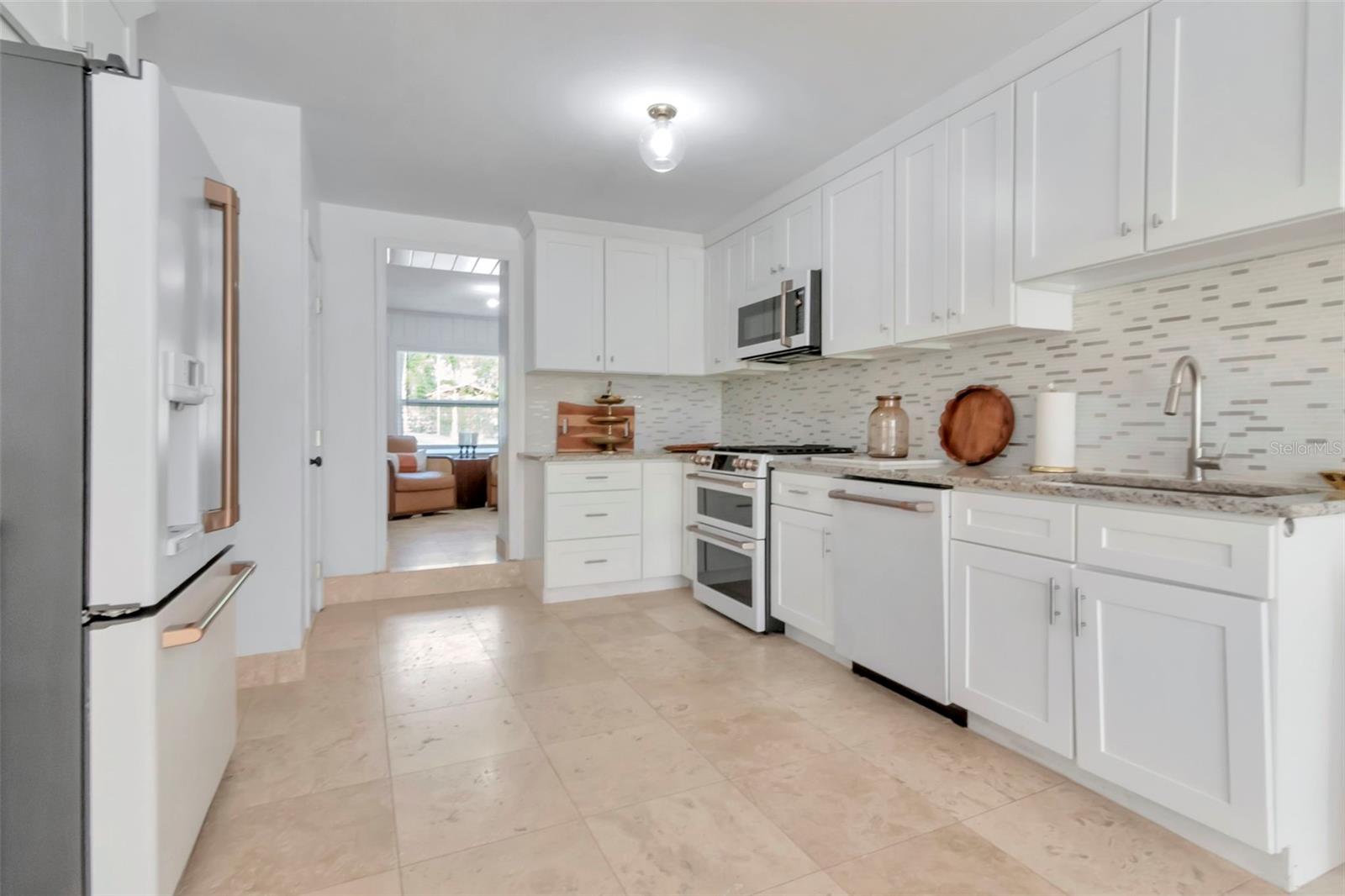 19207 CROOKED LN, LUTZ, FL — photo 24