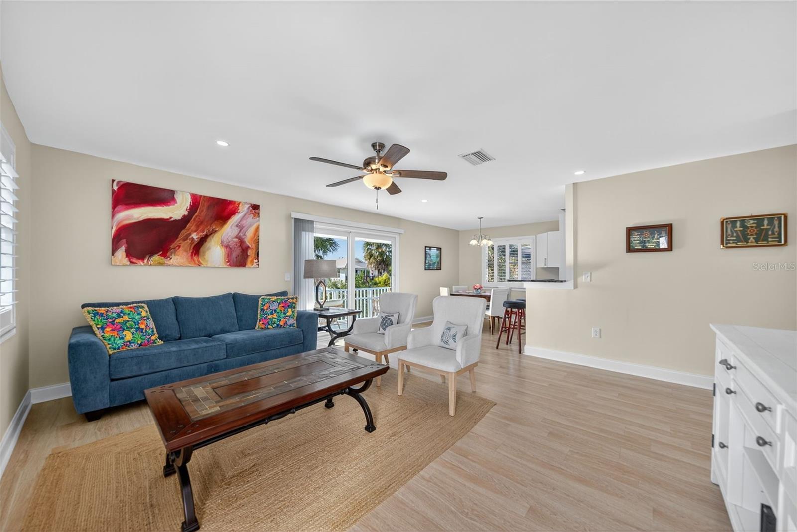 2915 AVENUE C, HOLMES BEACH, FL — photo 3