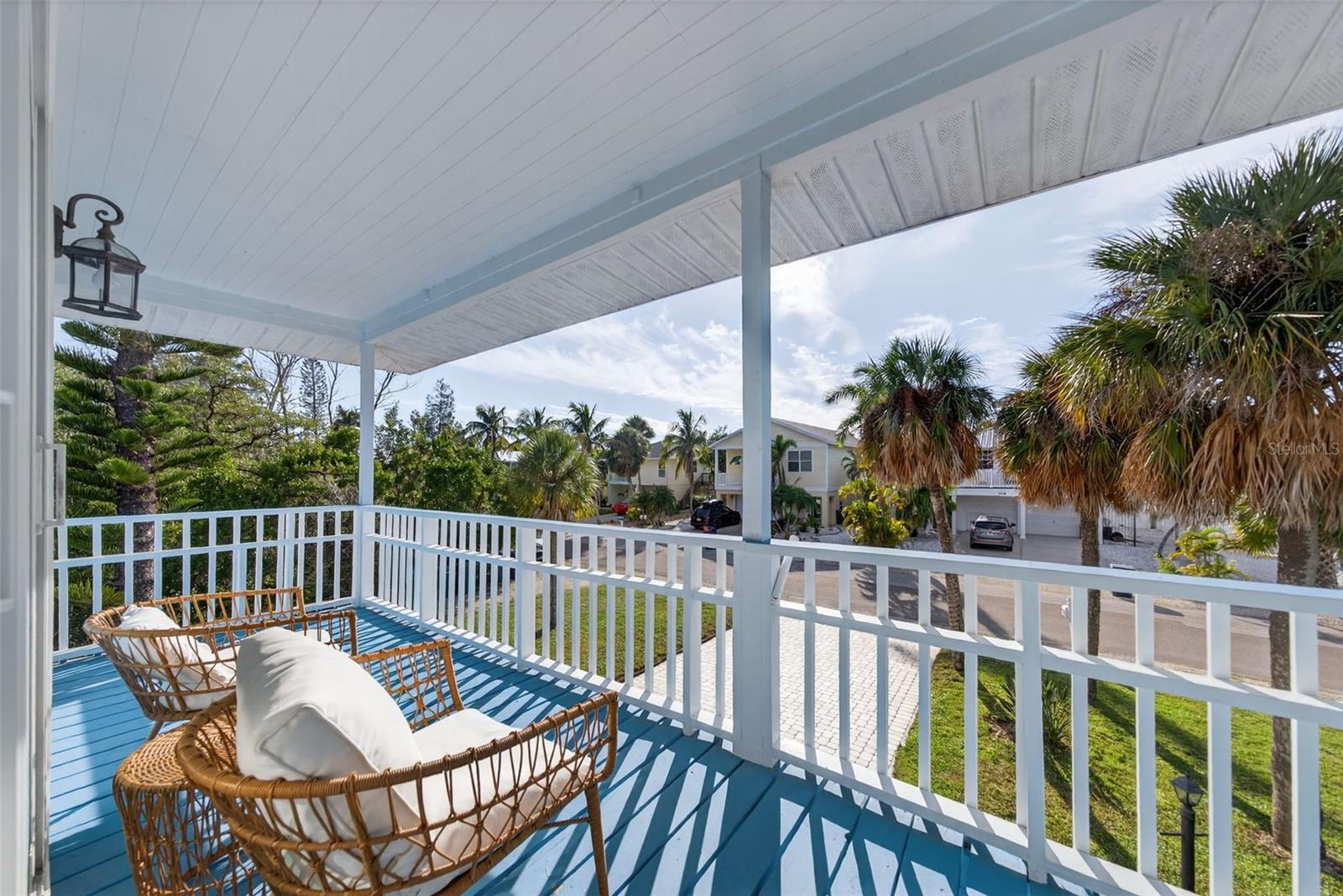 2915 AVENUE C, HOLMES BEACH, FL — photo 20