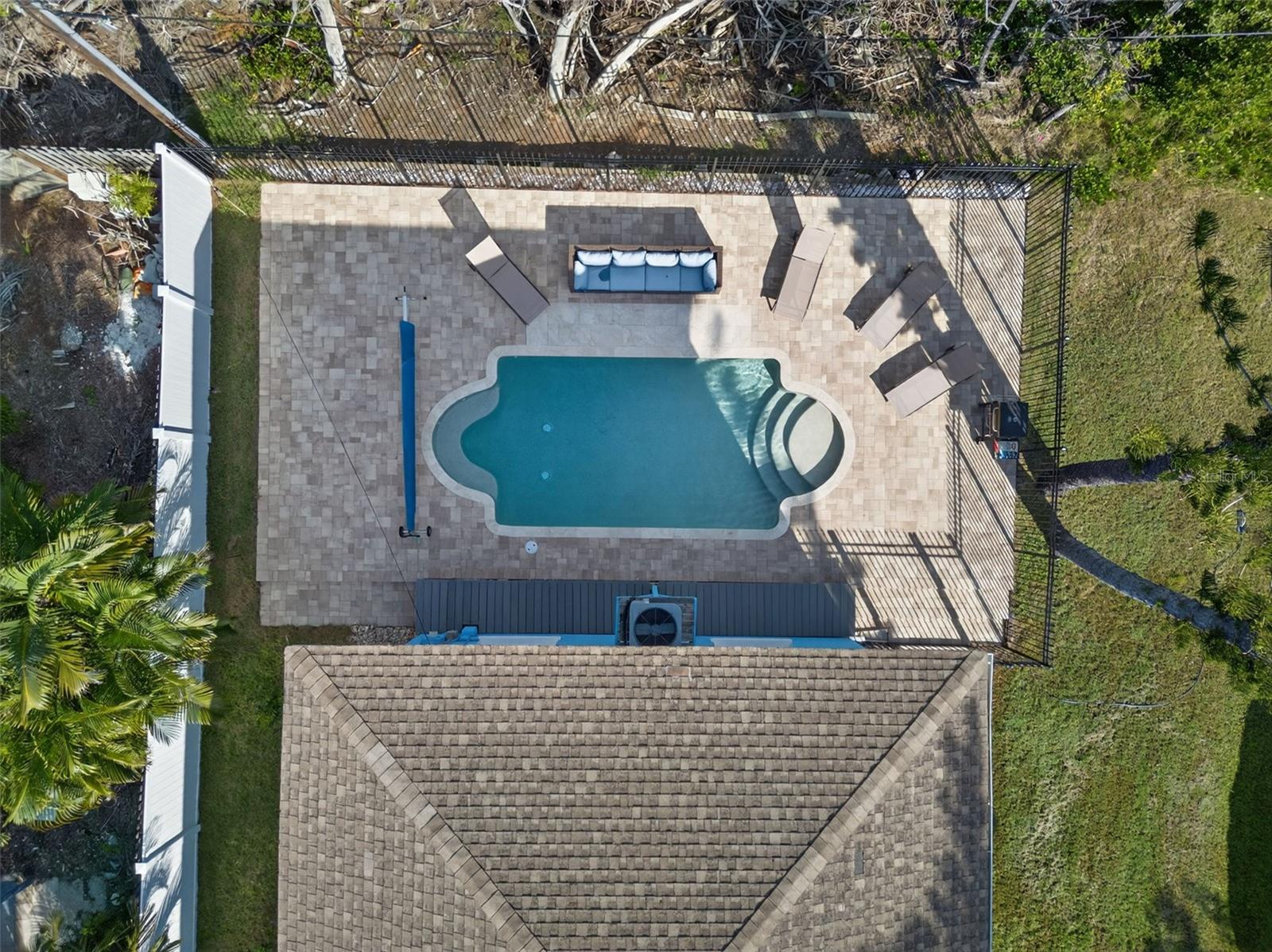 2915 AVENUE C, HOLMES BEACH, FL — photo 41