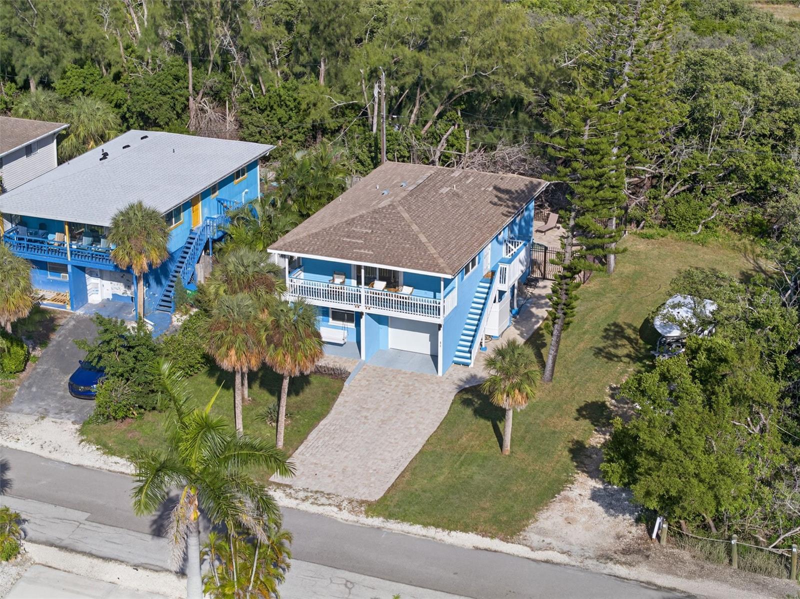 2915 AVENUE C, HOLMES BEACH, FL — photo 43