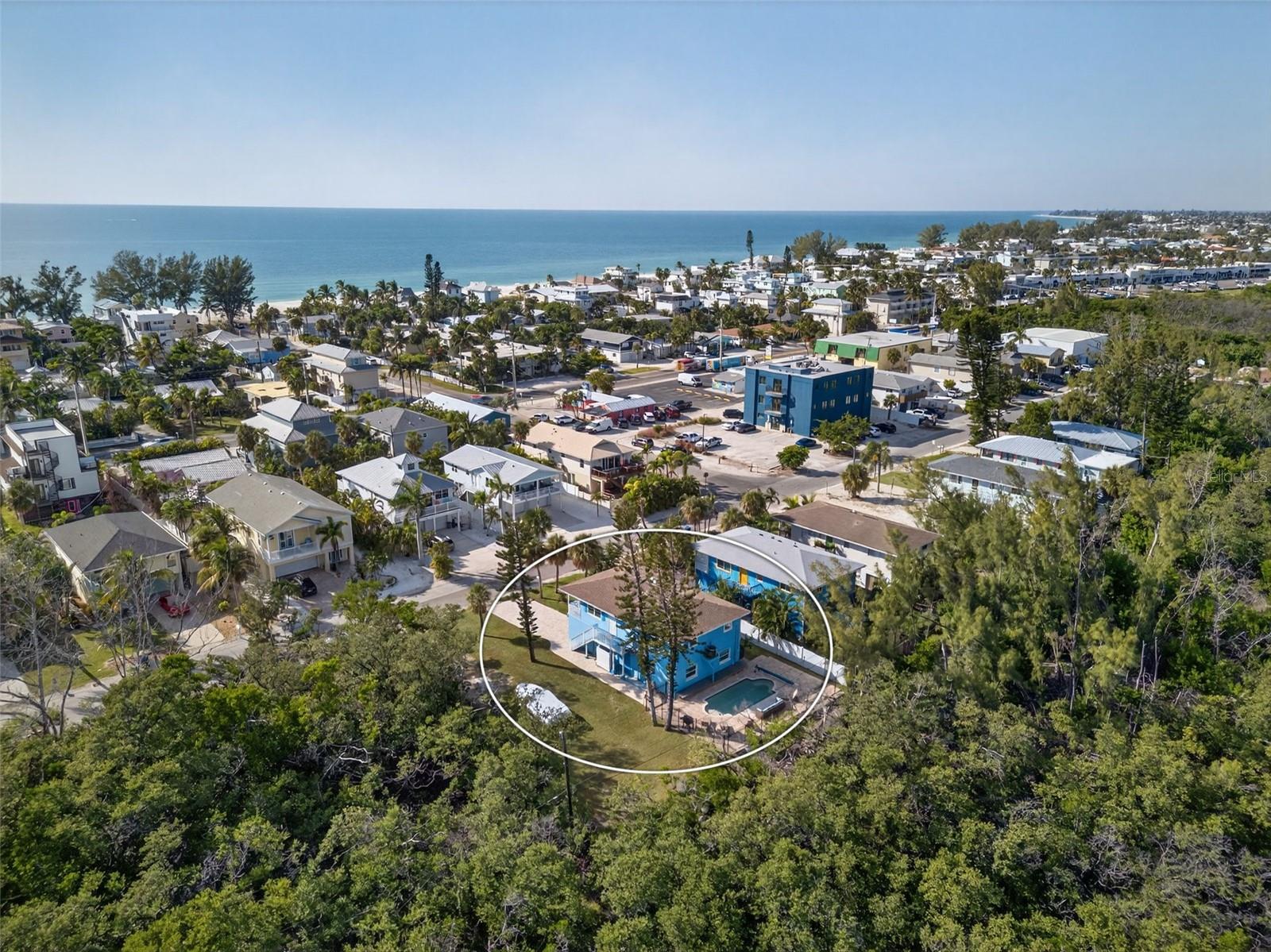 2915 AVENUE C, HOLMES BEACH, FL — photo 44