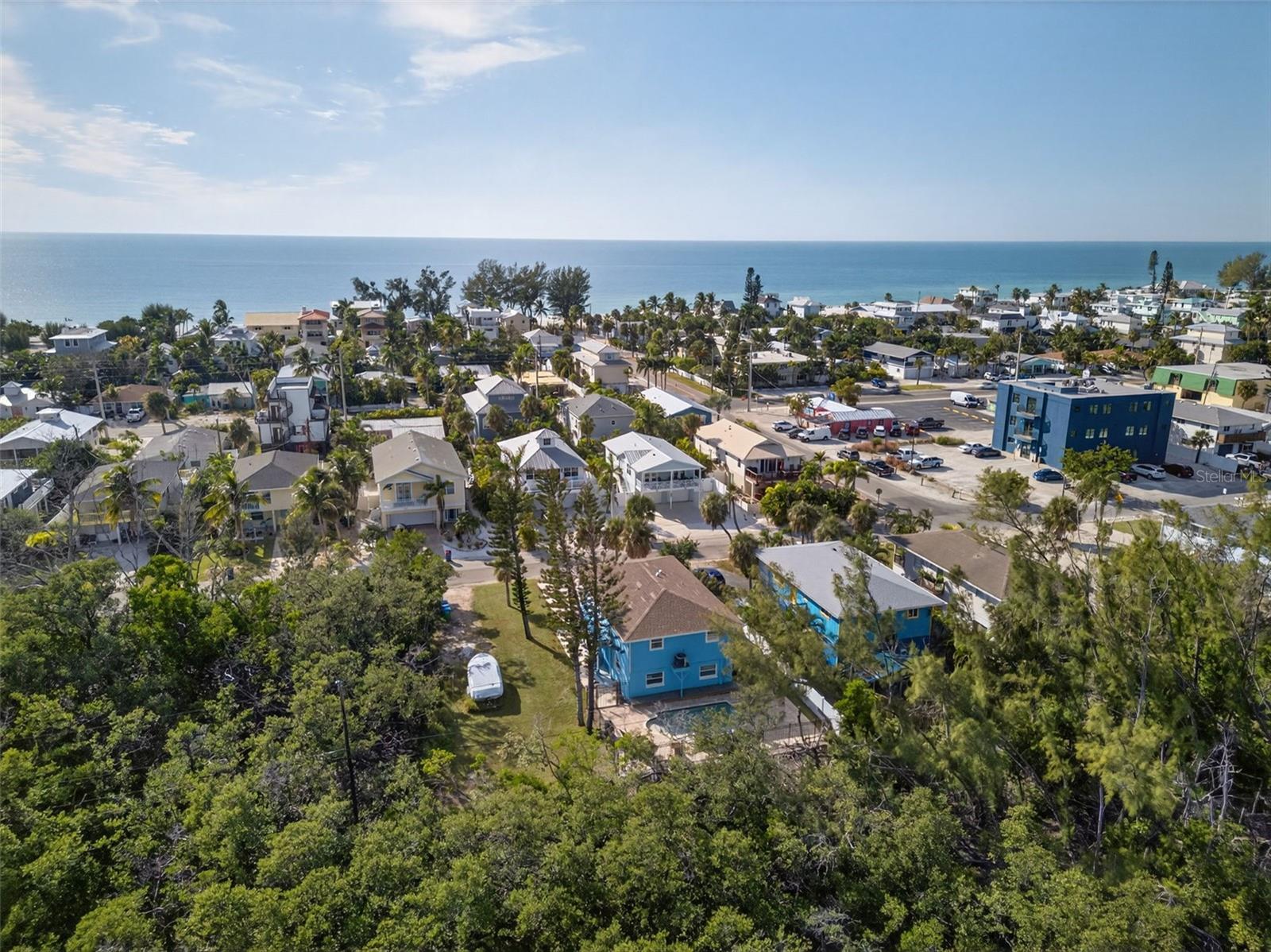 2915 AVENUE C, HOLMES BEACH, FL — photo 46