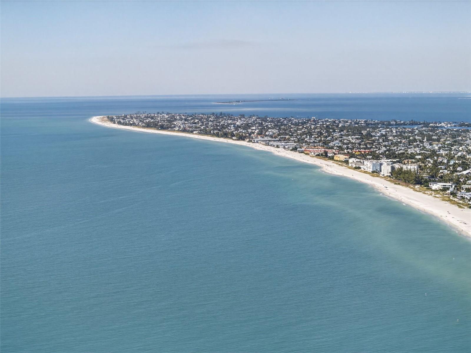 2915 AVENUE C, HOLMES BEACH, FL — photo 72