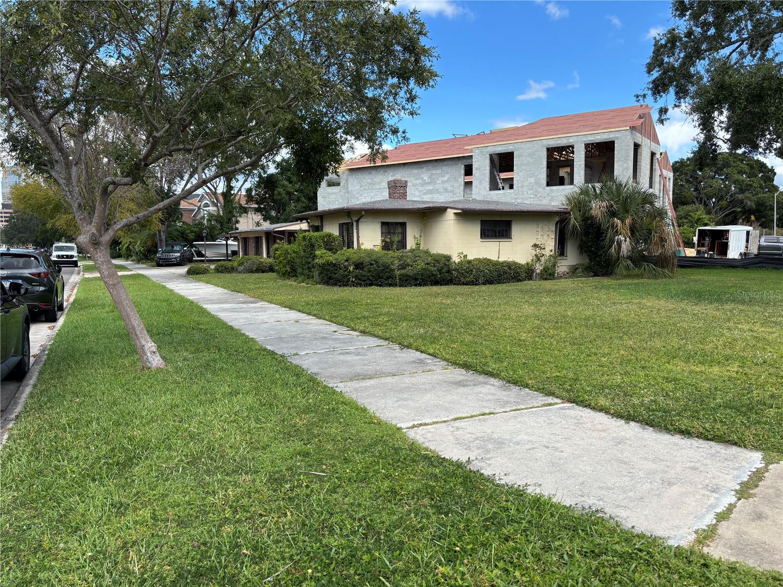 61 ADALIA AVE, TAMPA, FL — photo 2