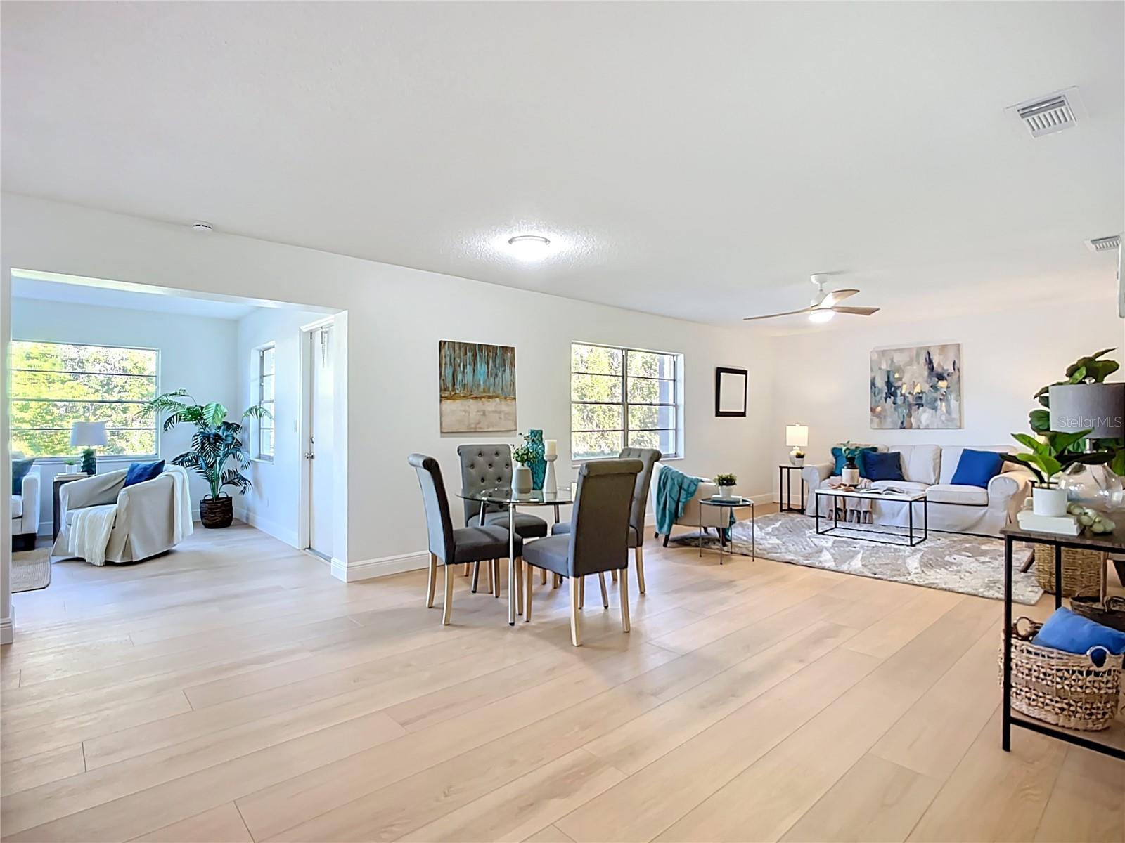 2014 HAMPSTEAD CIR, SUN CITY CENTER, FL — photo 2
