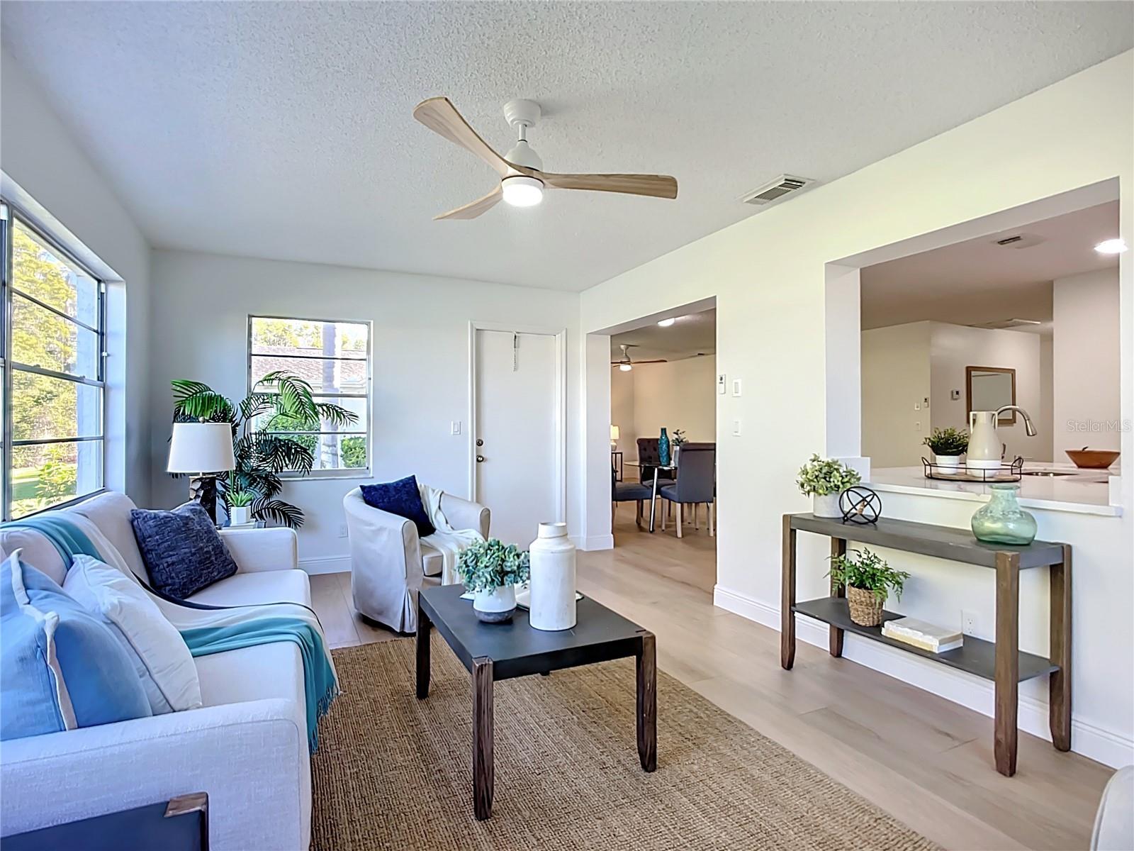2014 HAMPSTEAD CIR, SUN CITY CENTER, FL — photo 14
