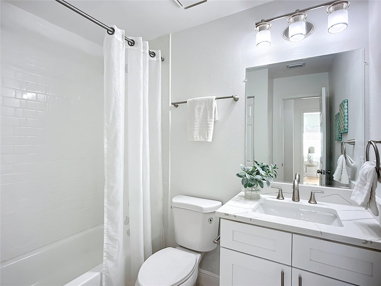 2014 HAMPSTEAD CIR, SUN CITY CENTER, FL — photo 22