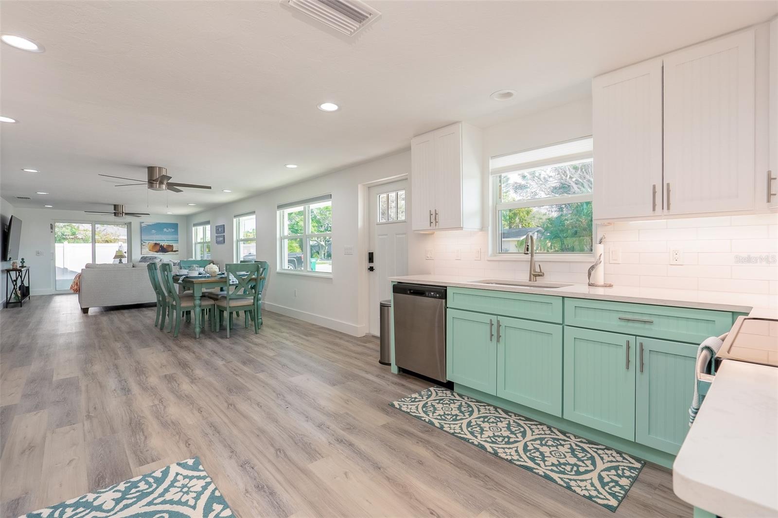 408 71ST ST, HOLMES BEACH, FL — photo 6