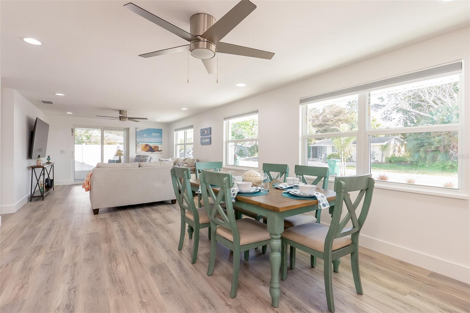 408 71ST ST, HOLMES BEACH, FL — photo 8