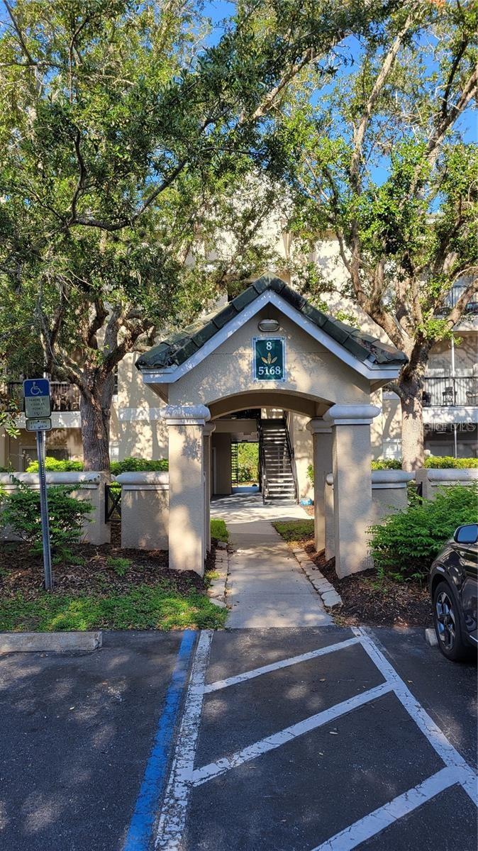 5168 NORTHRIDGE RD #106, SARASOTA, FL