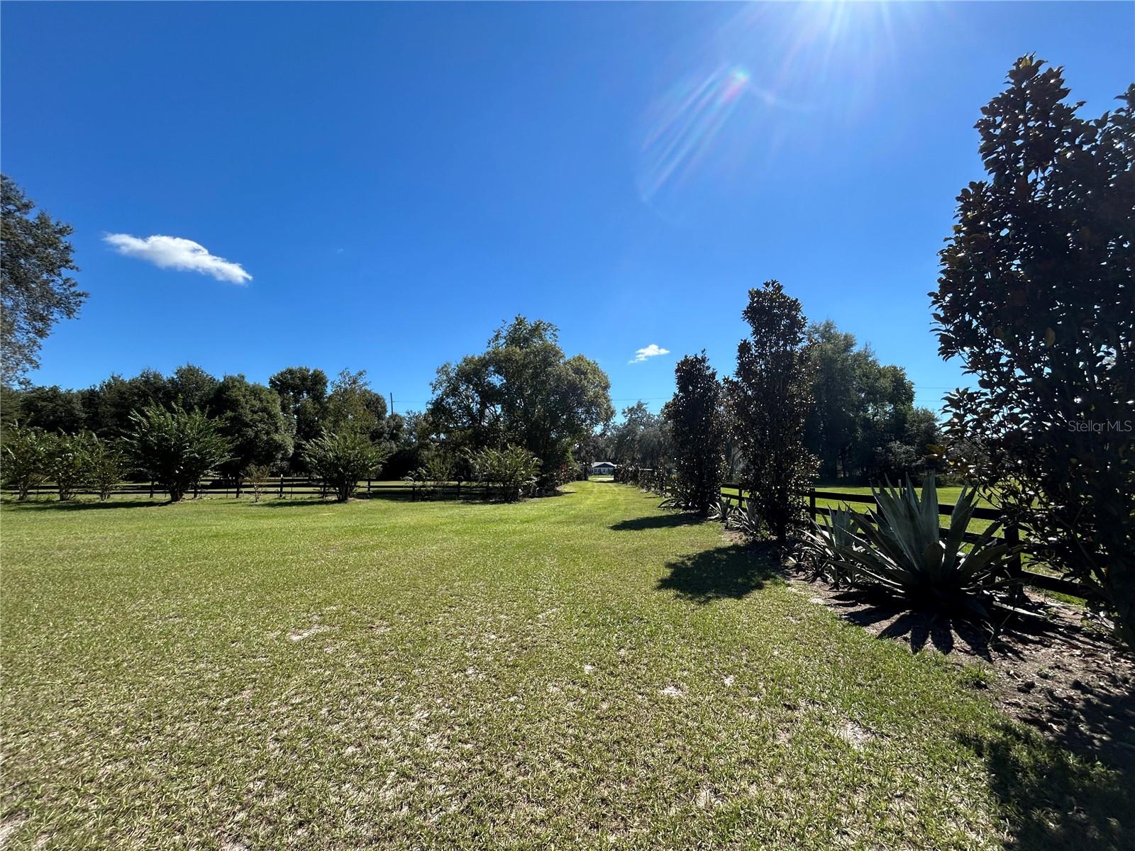 9720 N ROAD 33, POLK CITY, FL — photo 30
