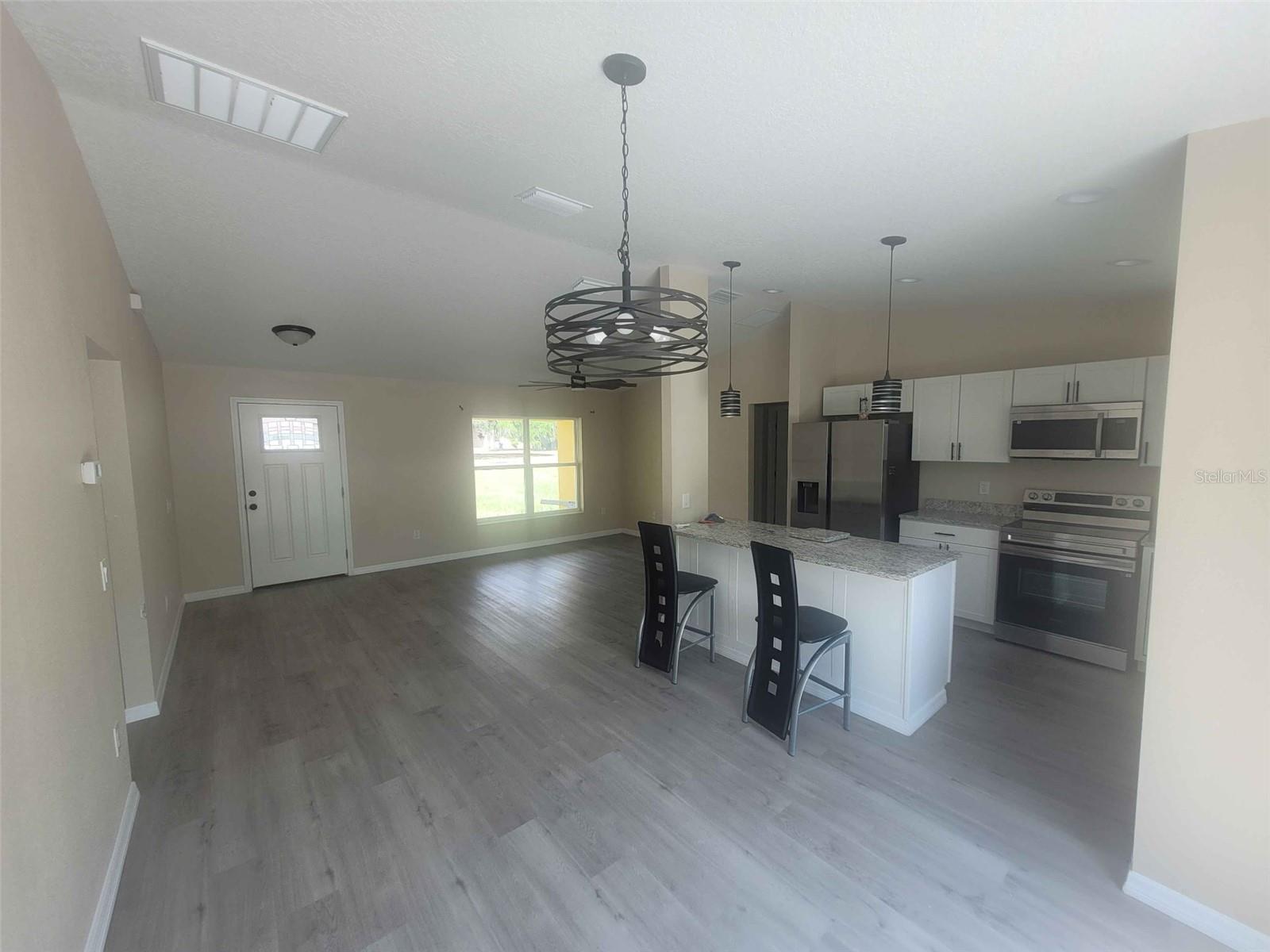 410 KILGORE ST, WILDWOOD, FL — photo 8