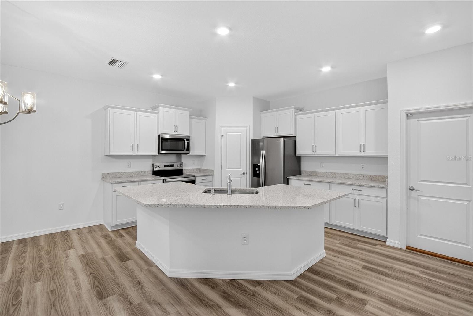 4025 WESTWOOD FIELDS LOOP, PLANT CITY, FL — photo 9