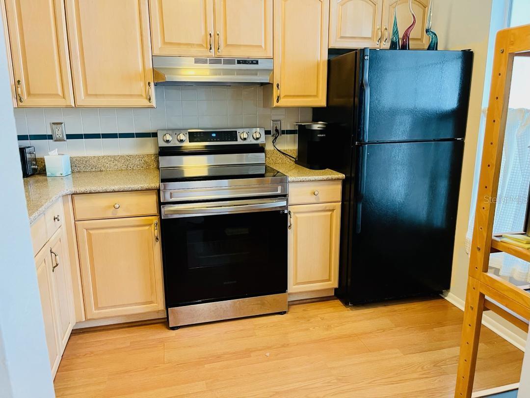 153 SUN ISLE CIR, TREASURE ISLAND, FL — photo 10
