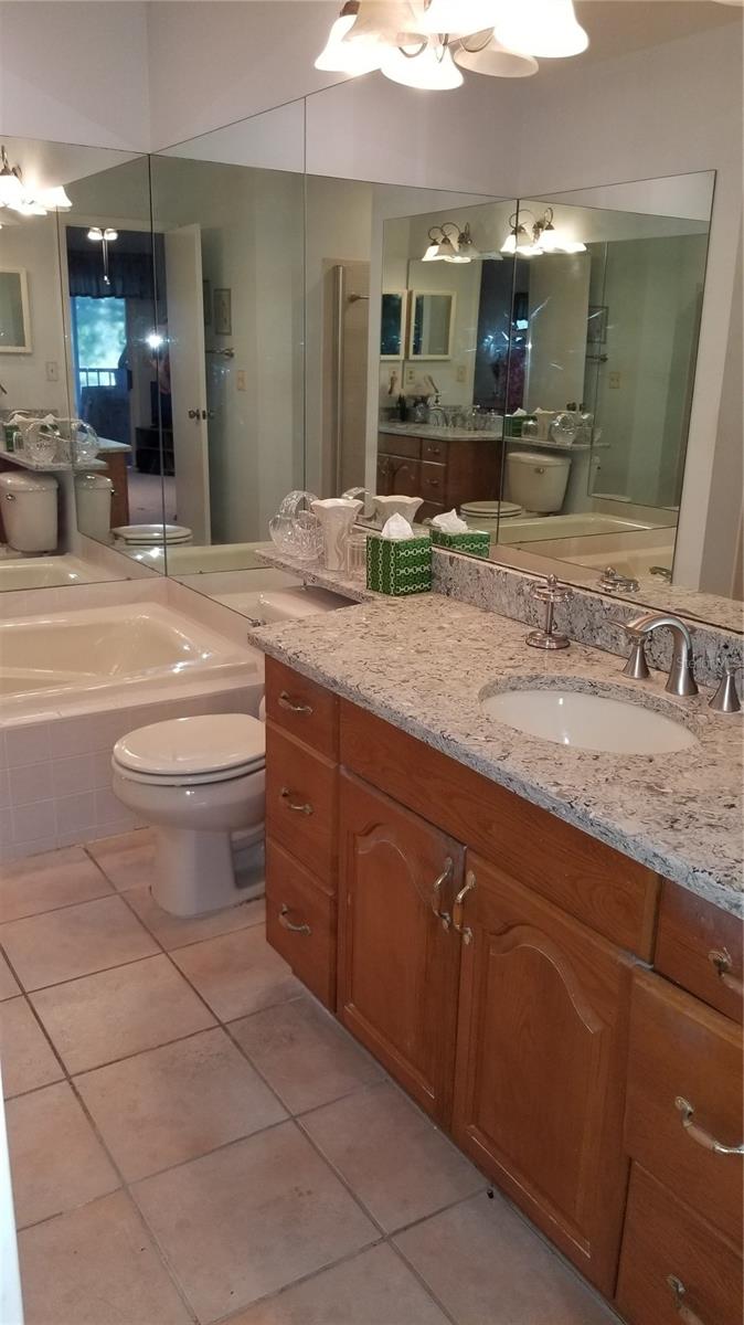 153 SUN ISLE CIR, TREASURE ISLAND, FL — photo 19