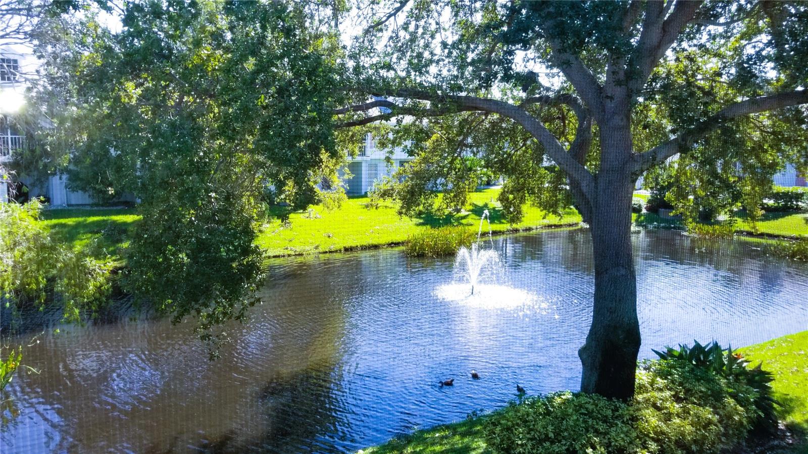 153 SUN ISLE CIR, TREASURE ISLAND, FL — photo 33