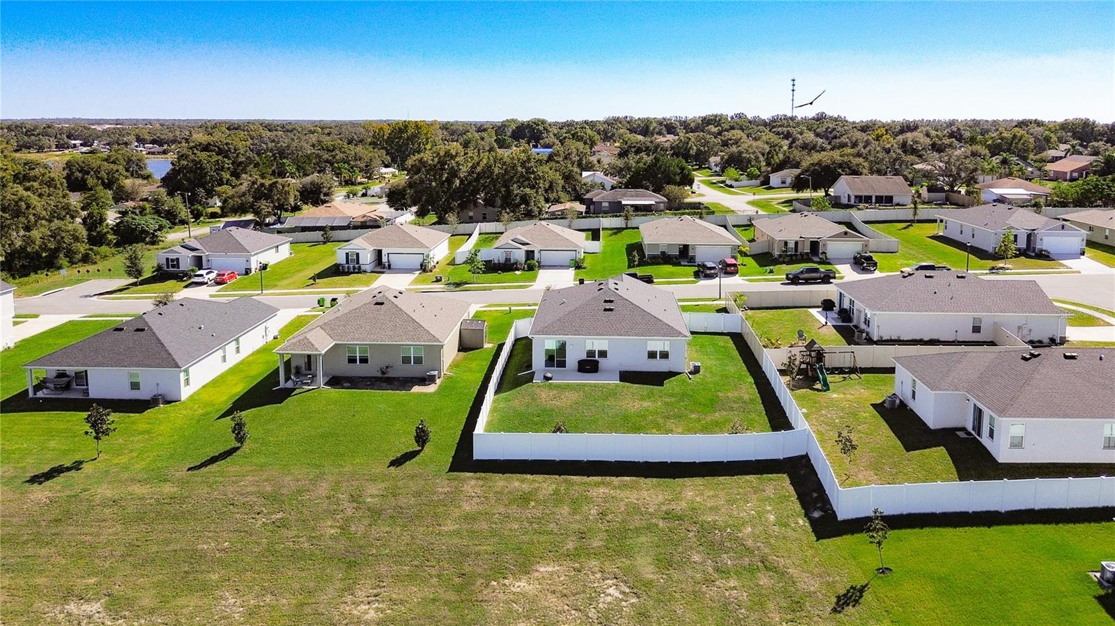 1404 GERANIUM DR, MASCOTTE, FL — photo 5