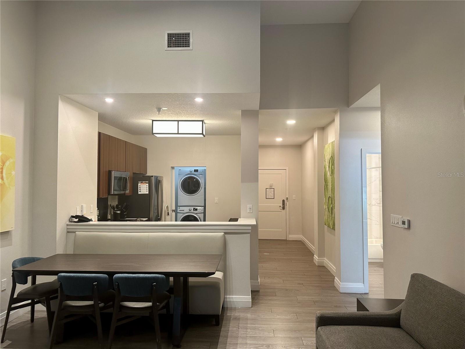 14501 GROVE RESORT AVE #2101, WINTER GARDEN, FL — photo 3