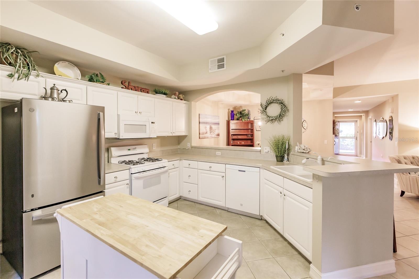 1878 TARPON BAY DR S #102, NAPLES, FL — photo 14