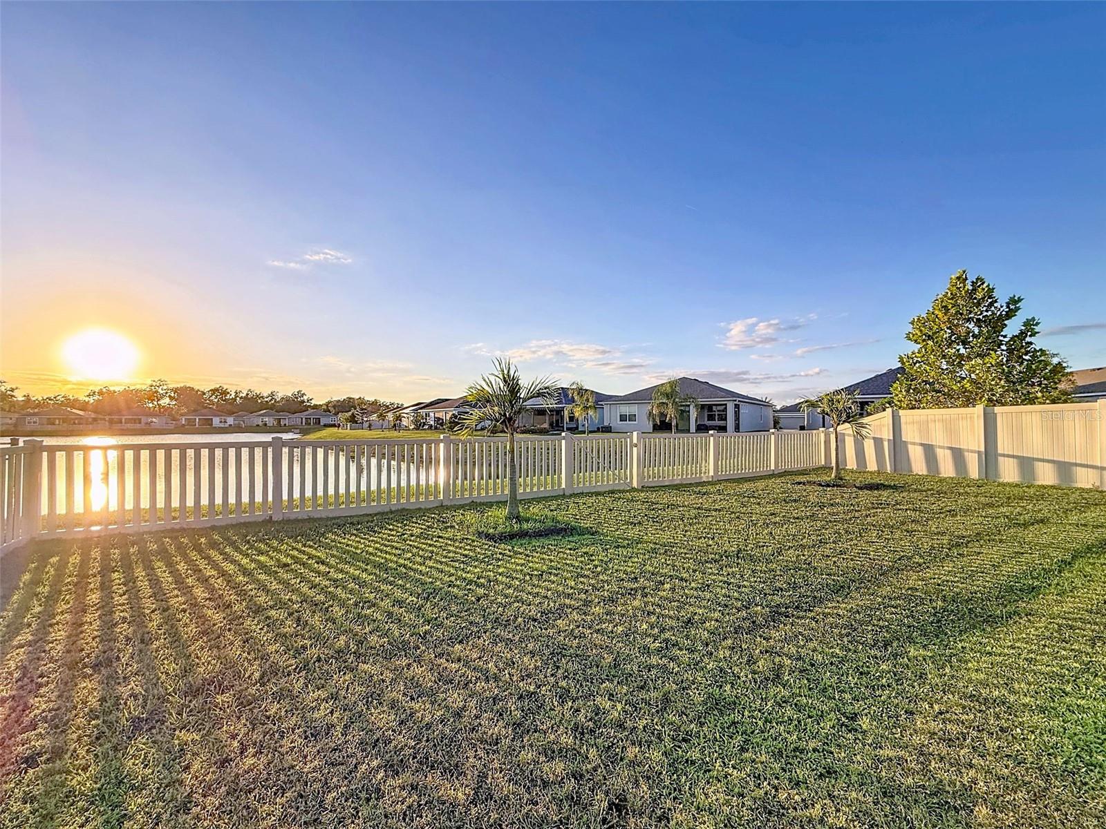 8349 WHEAT STONE DR, ZEPHYRHILLS, FL — photo 2