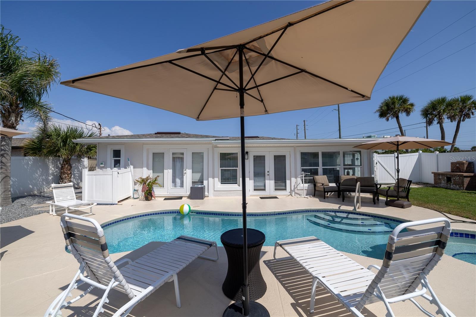 813 E 6TH AVE, NEW SMYRNA BEACH, FL — photo 2