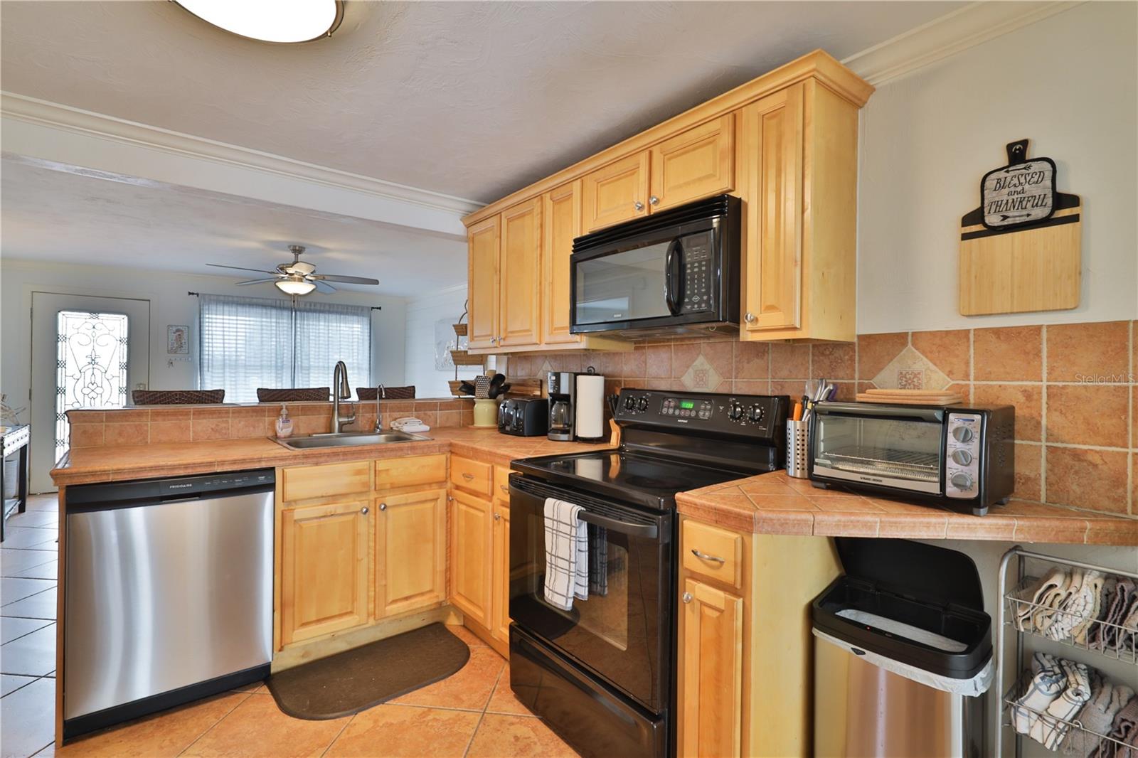 813 E 6TH AVE, NEW SMYRNA BEACH, FL — photo 10