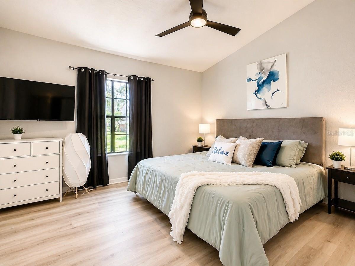 2403 BRIGADOON DR, CLEARWATER, FL — photo 14
