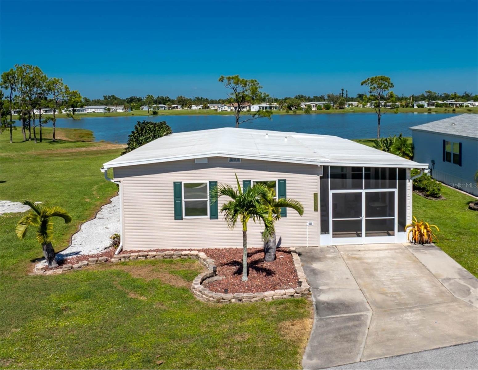7548 RATAN CIR, PORT CHARLOTTE, FL