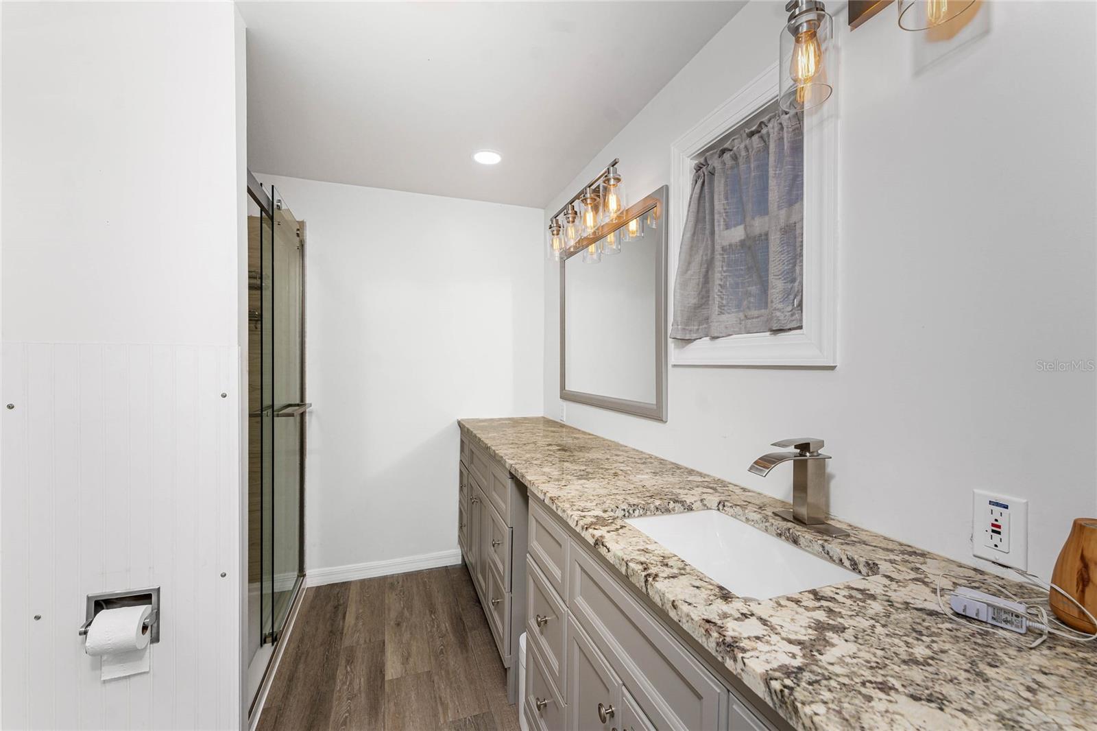 7548 RATAN CIR, PORT CHARLOTTE, FL — photo 23
