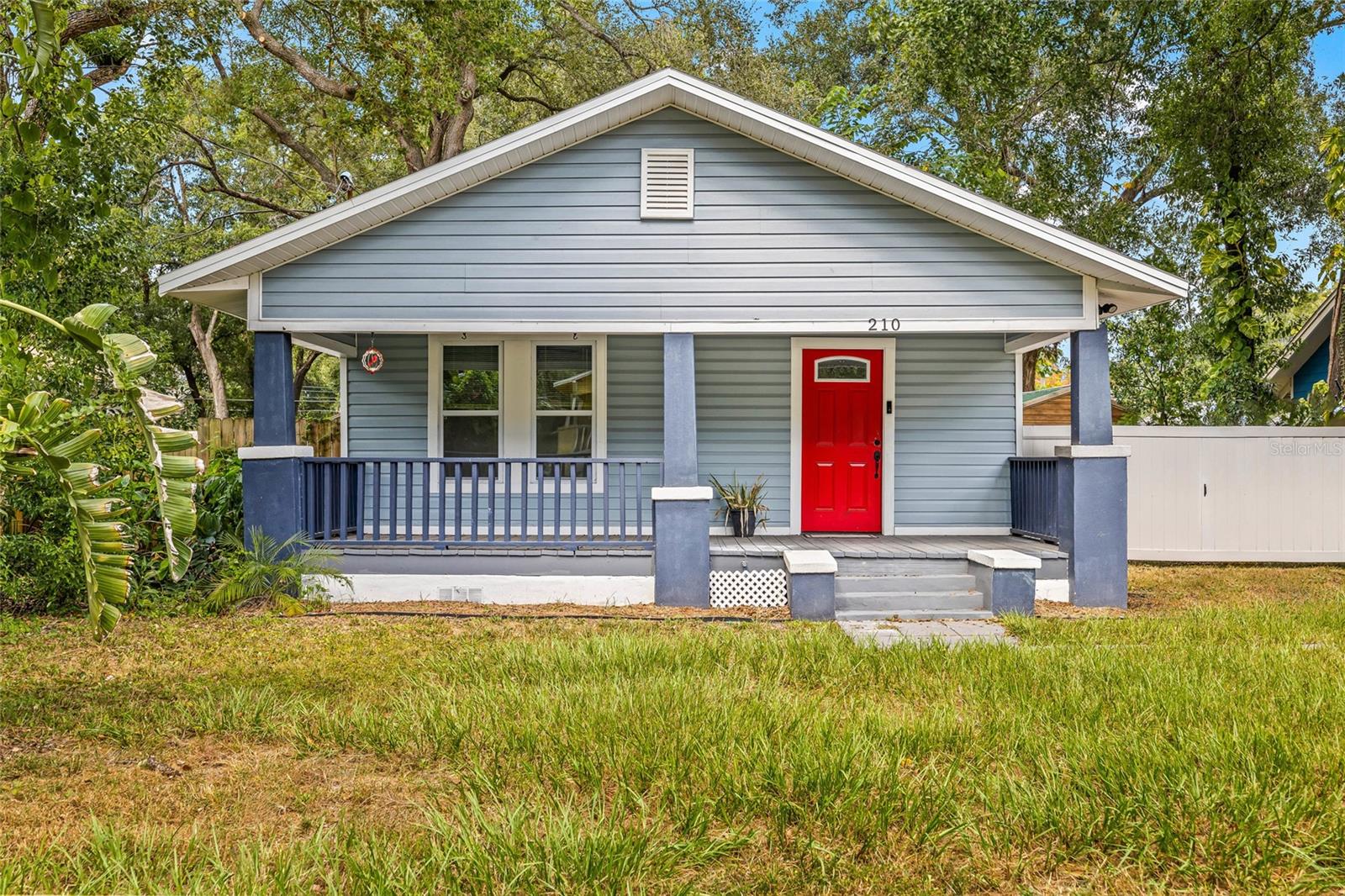 210 E CLUSTER AVE, TAMPA, FL