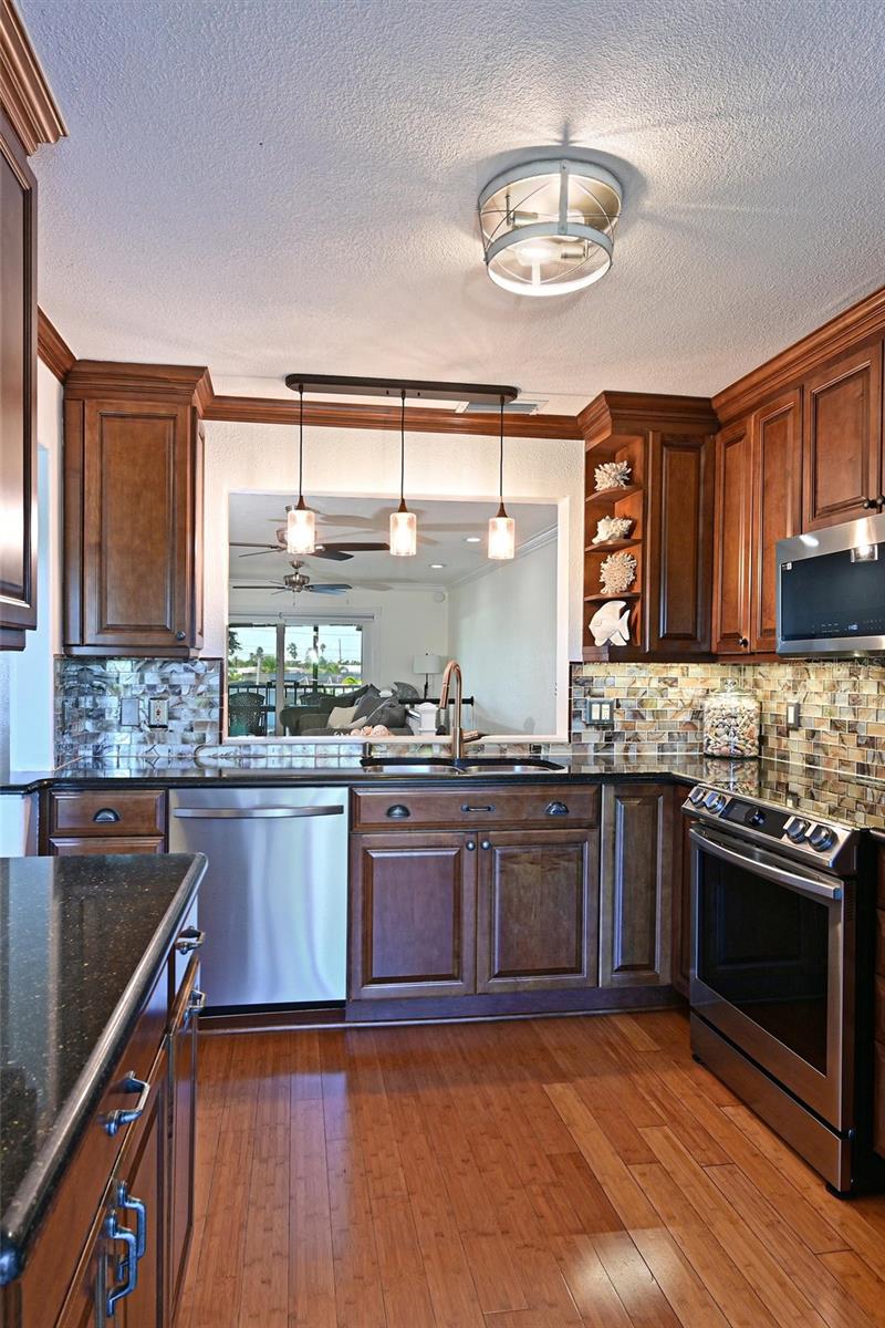 10313 WATERBIRD WAY, BRADENTON, FL — photo 6