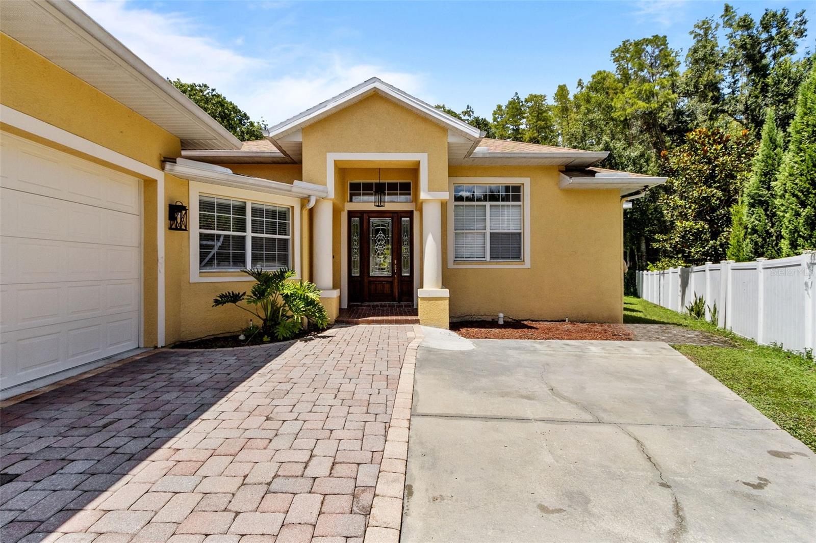 4116 WOODACRE LN, TAMPA, FL — photo 2
