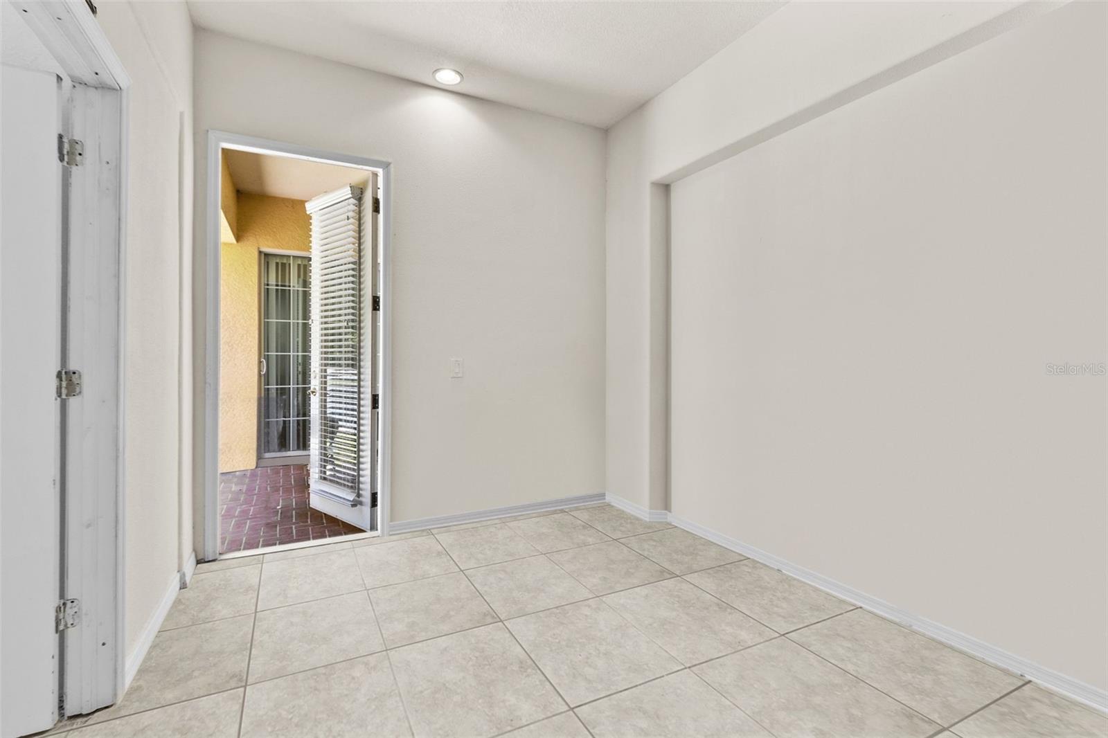 4116 WOODACRE LN, TAMPA, FL — photo 23