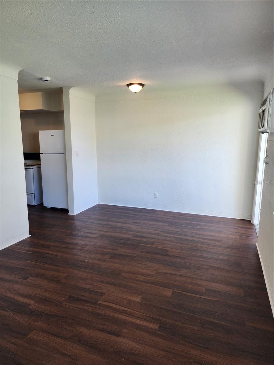 2227 HIGHLAND ST #2, ST PETERSBURG, FL — photo 2