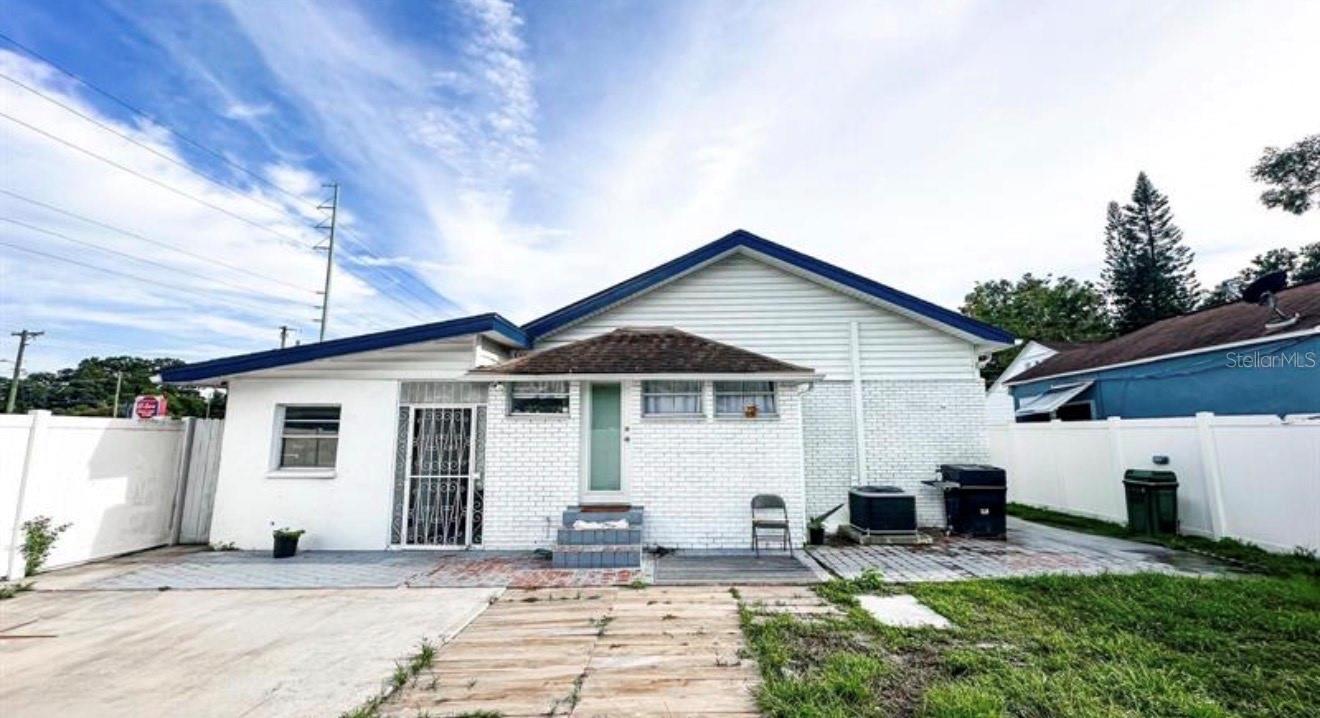 2503 W MARQUETTE AVE, TAMPA, FL — photo 13