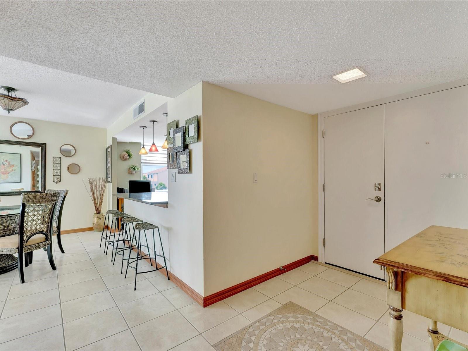 1400 GULF BLVD #204, CLEARWATER BEACH, FL — photo 4