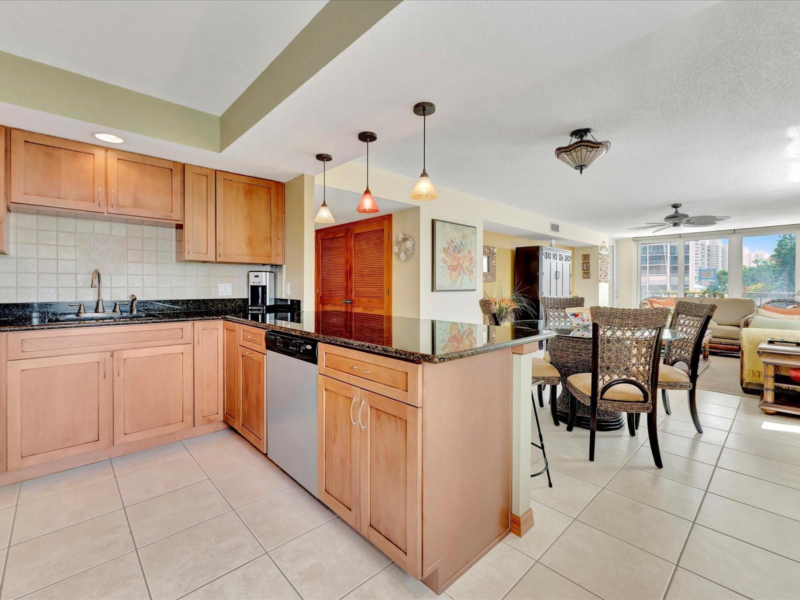 1400 GULF BLVD #204, CLEARWATER BEACH, FL — photo 9