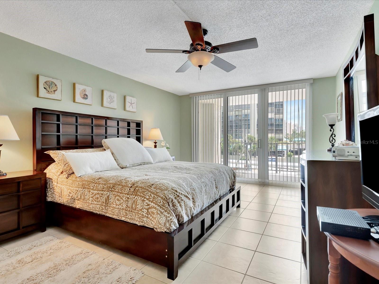 1400 GULF BLVD #204, CLEARWATER BEACH, FL — photo 21