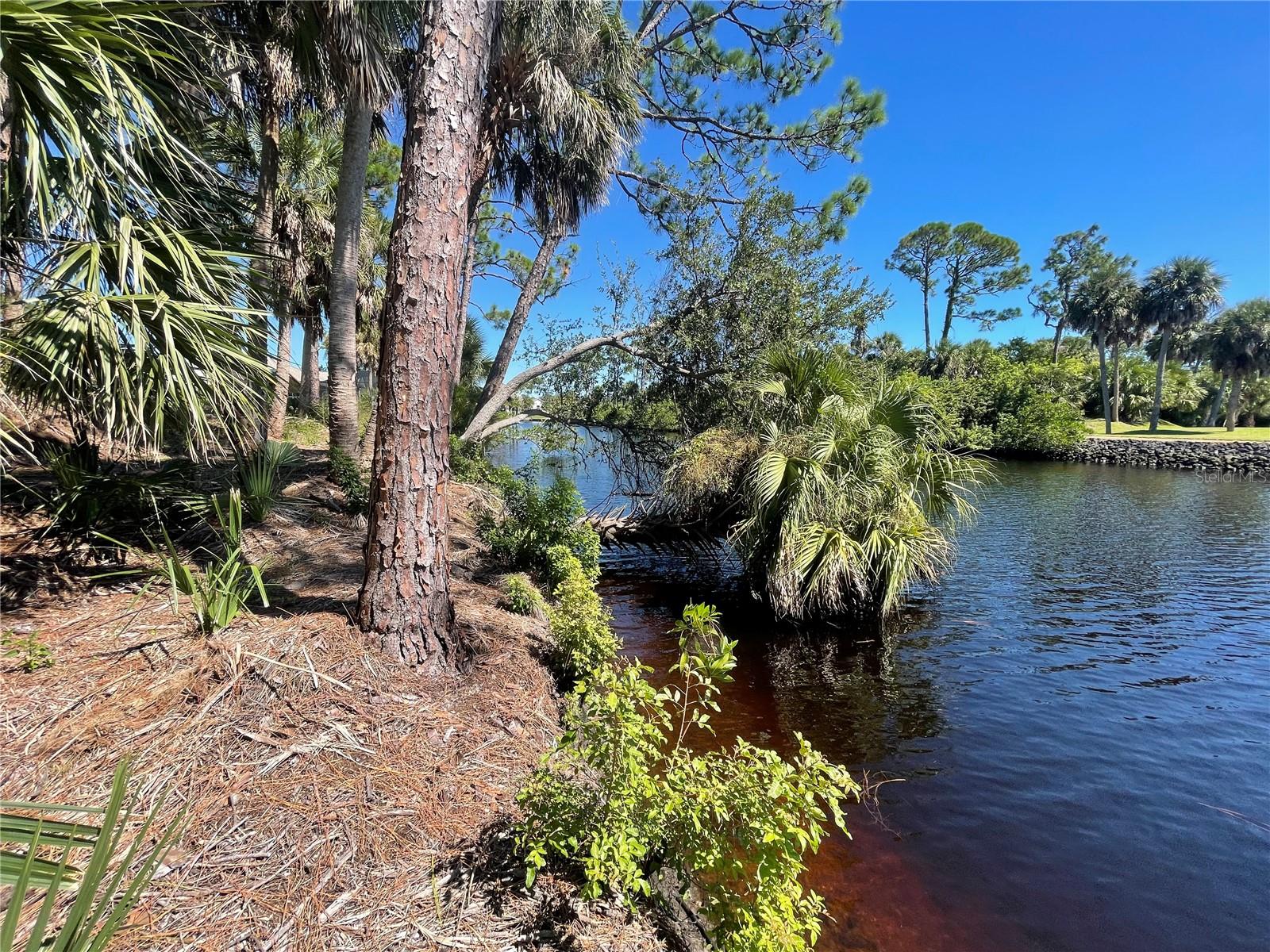 1221 UNDERHILL CIR, PORT CHARLOTTE, FL — photo 9