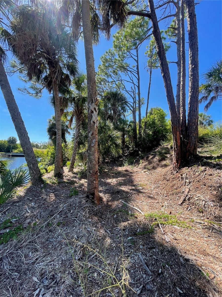 1221 UNDERHILL CIR, PORT CHARLOTTE, FL — photo 13