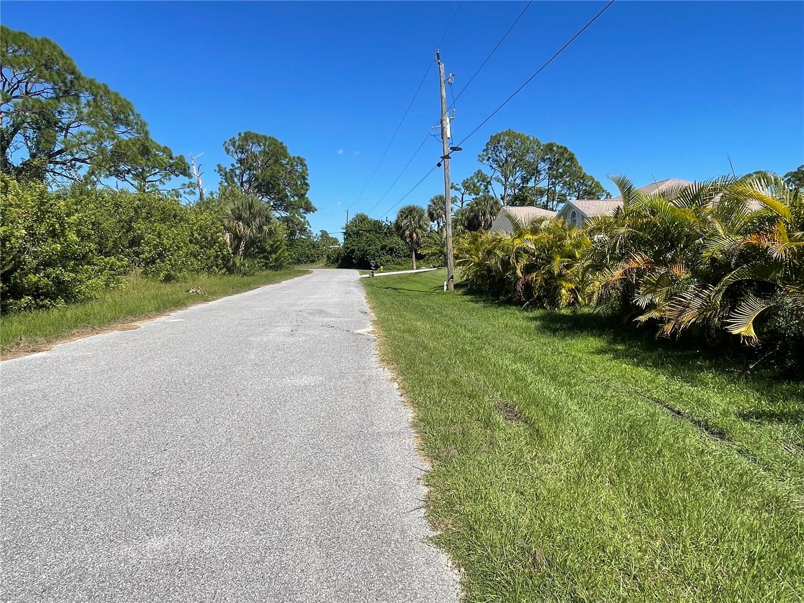 1221 UNDERHILL CIR, PORT CHARLOTTE, FL — photo 18