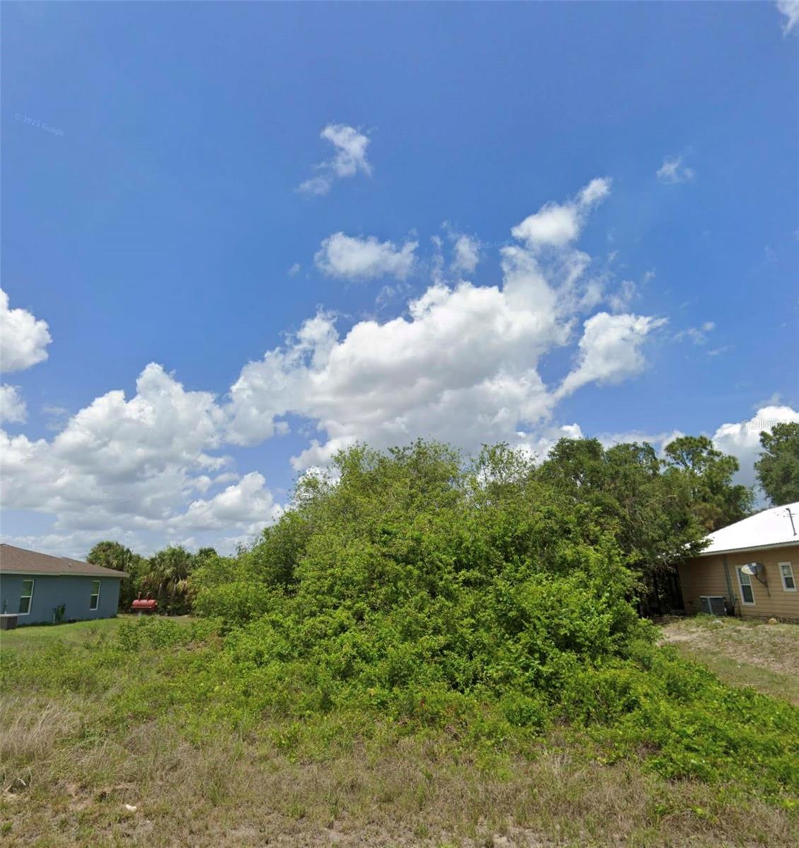8022 SHERWOOD CIR, LABELLE, FL